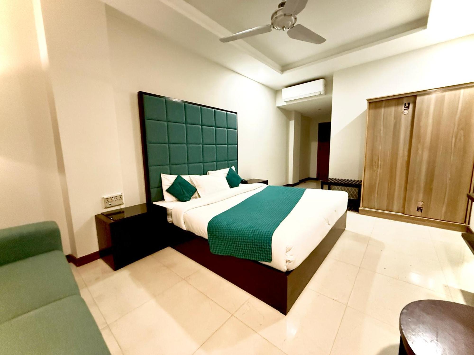 Atlas Hotel איסלמאבד מראה חיצוני תמונה